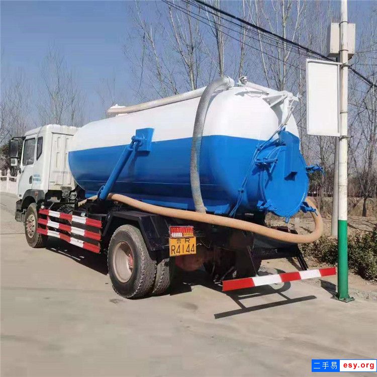 国六全手续东风5吨二手吸污车 真空吸污车