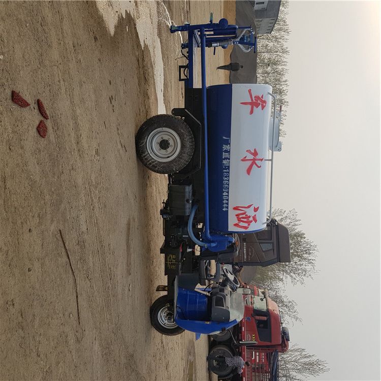现车出售小型洒水车 3吨三轮洒水车