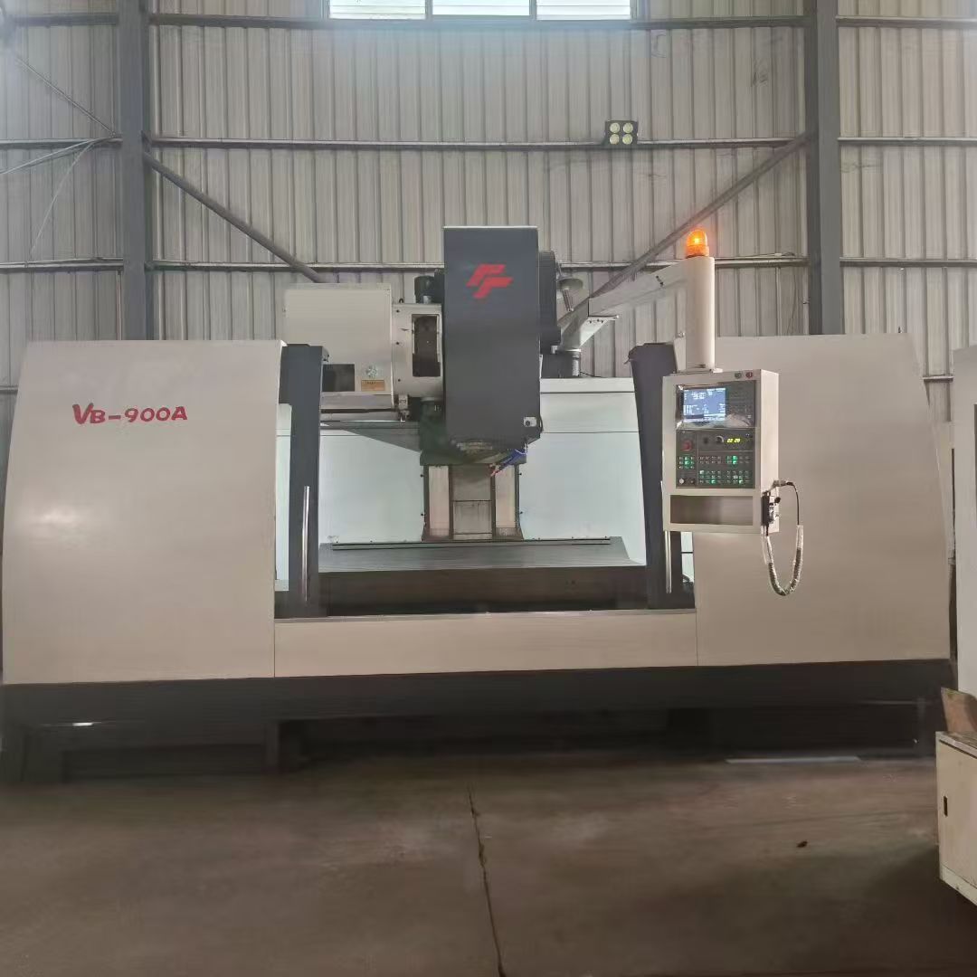 特志远V6加工中心同款3⃣️台，三菱M70系统