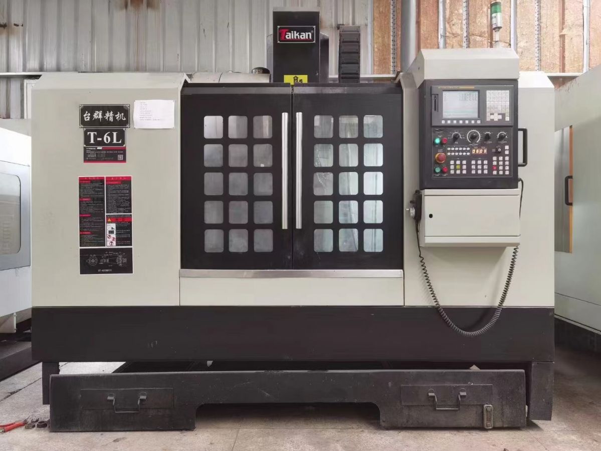 转让台群650两线一硬，带刀臂式刀库，机况完美