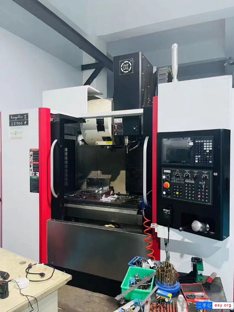 转让在位两台准新21年加工中心,三菱M80系统,真正的好机