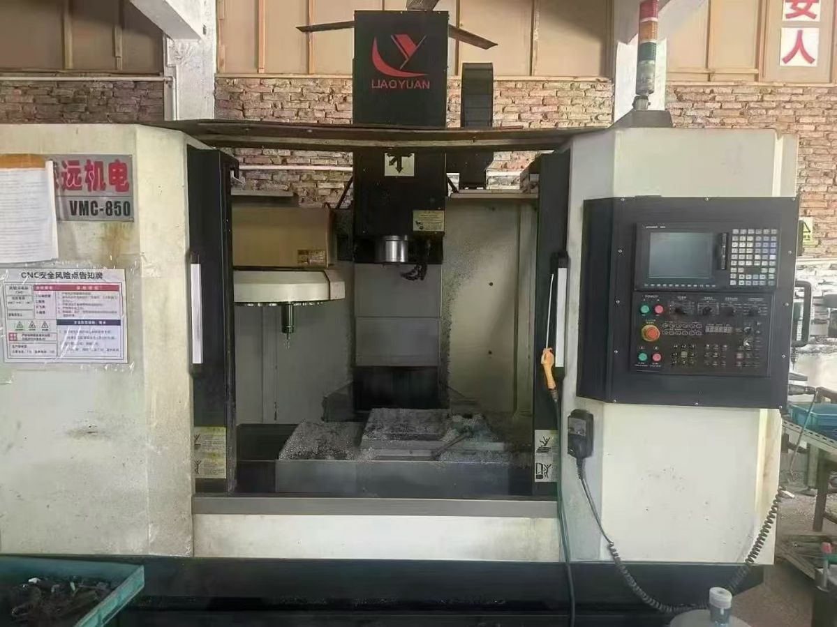 惊爆价工厂在位850一台，三菱M70系统，三轴硬轨