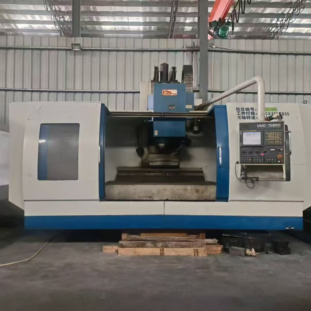 上新一批乔鸿1165加工中心，只用了小几千个小时，45滚柱线轨