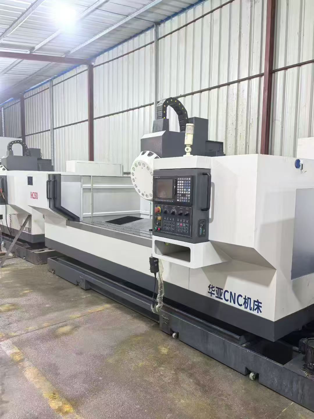 9.5成新双胞胎乔锋1265三线轨加工中心，发那科mfPlus系统