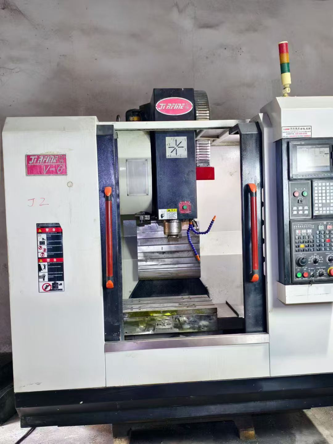 惊爆价乔鸿650精雕机,新代21ma系统,ER32强力主轴7.5千瓦2