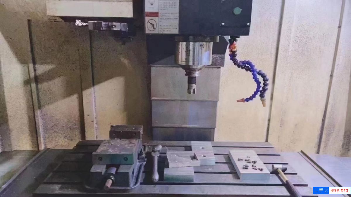 转让铭力850三硬轨加工中心，三菱m70系统，机器极好，价格优惠