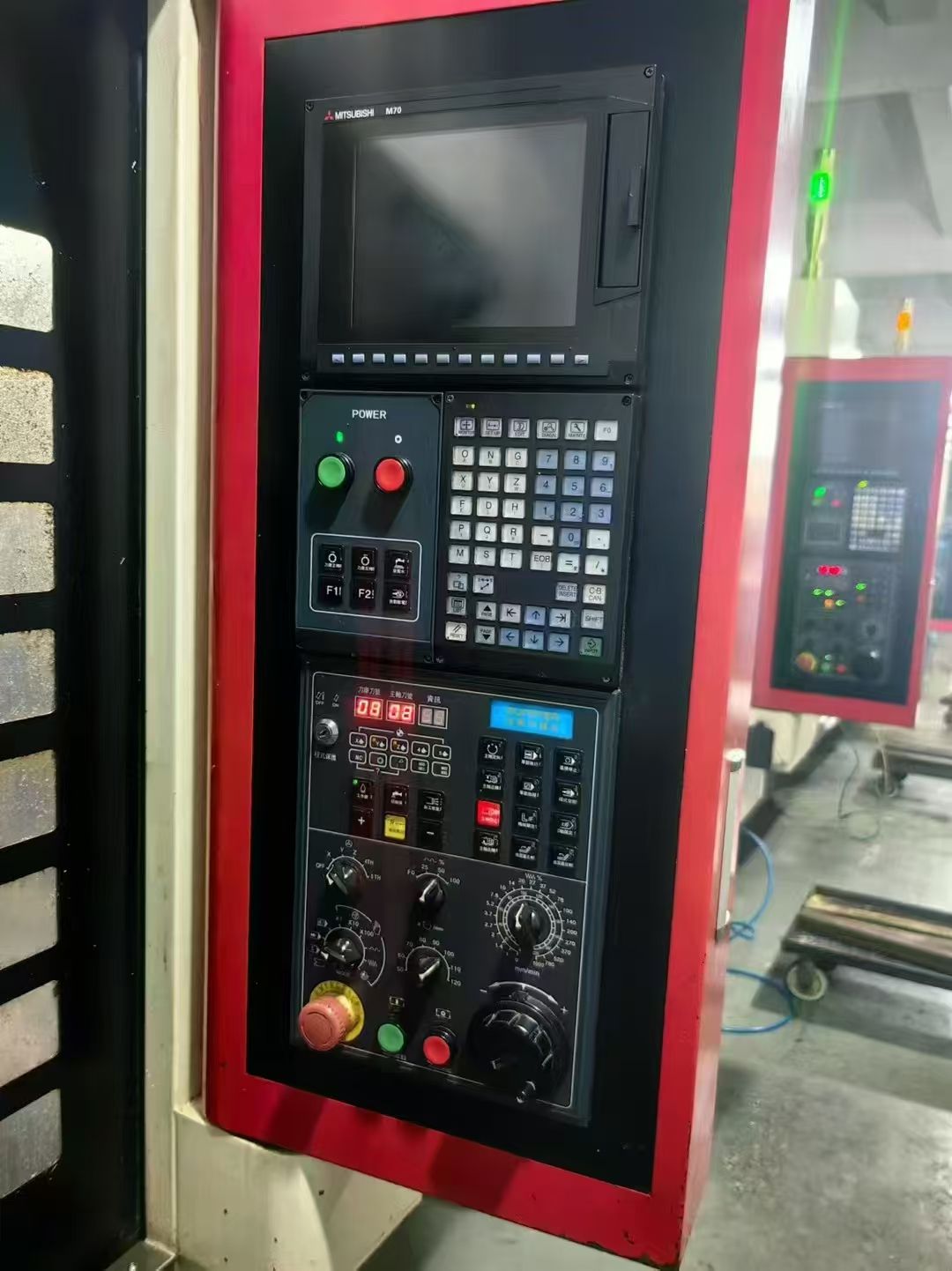 刚定下6台同款、铭斯特T 6钻攻、三菱M70系统