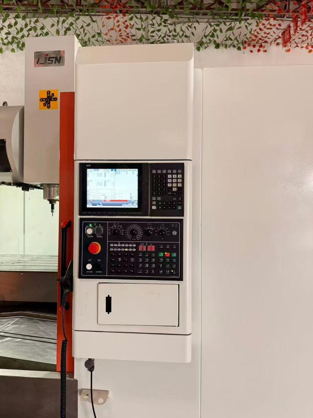 台湾丽准1270加工中心，两线一硬 三菱M80系统