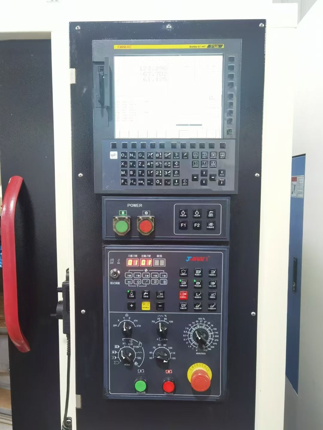 乔锋T-10钻攻中心，发那科oi-mf/plus系统