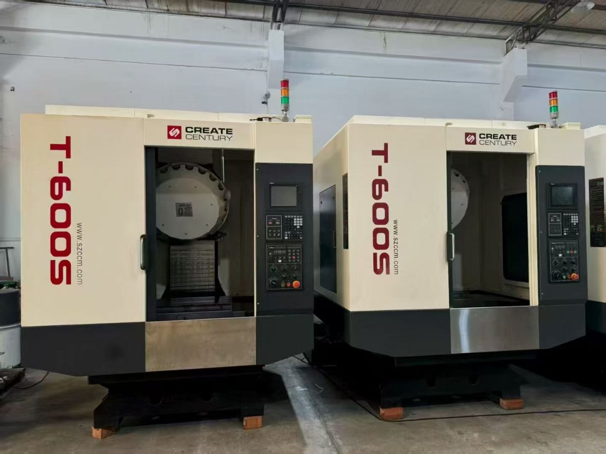 特价润星955加工中心，三轴硬轨，带刀臂式刀库24把刀，法拉科MD系统