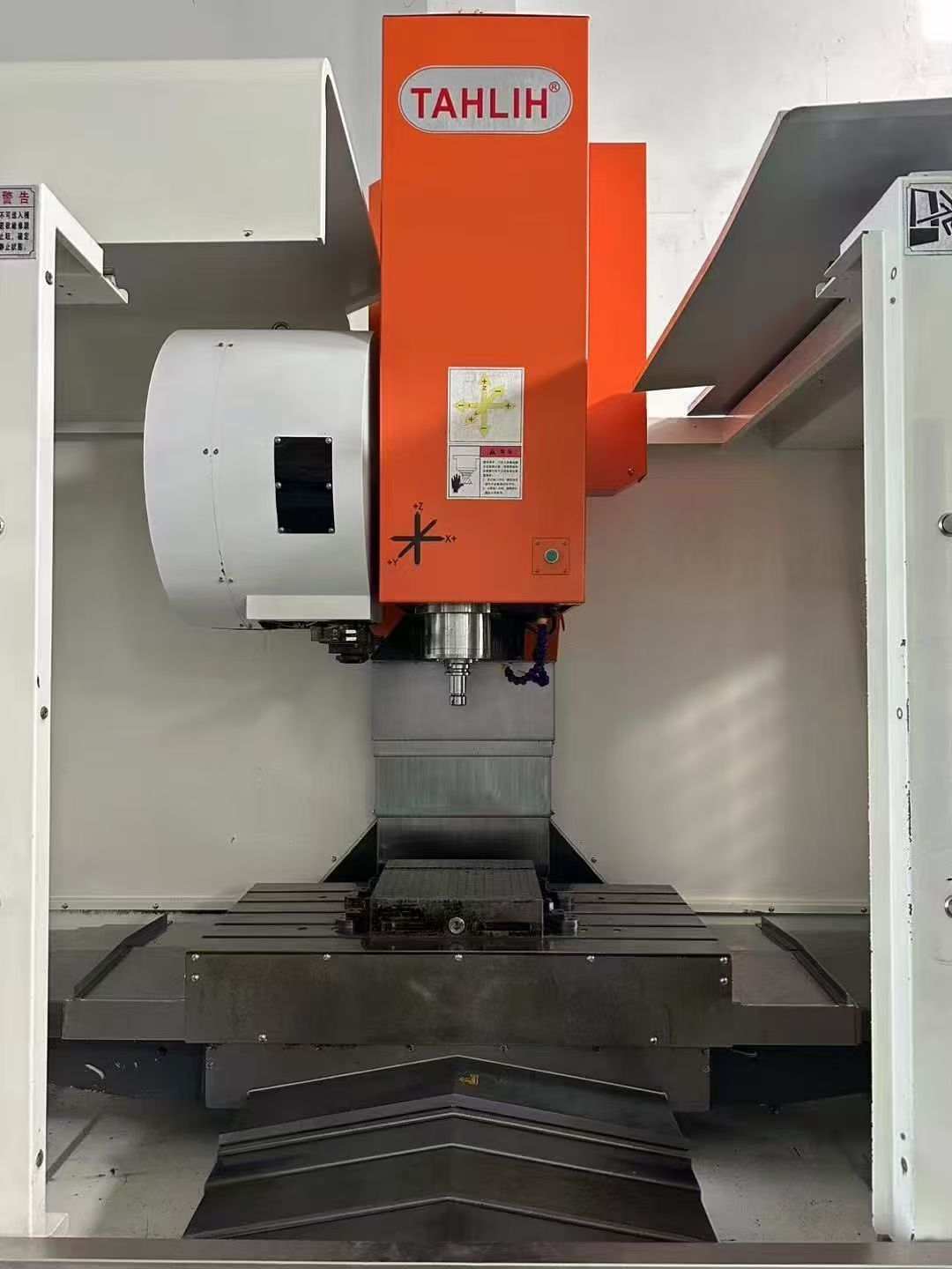 特价新到一台江苏台致诚1160，三线45滚柱导轨，法兰克plus系统