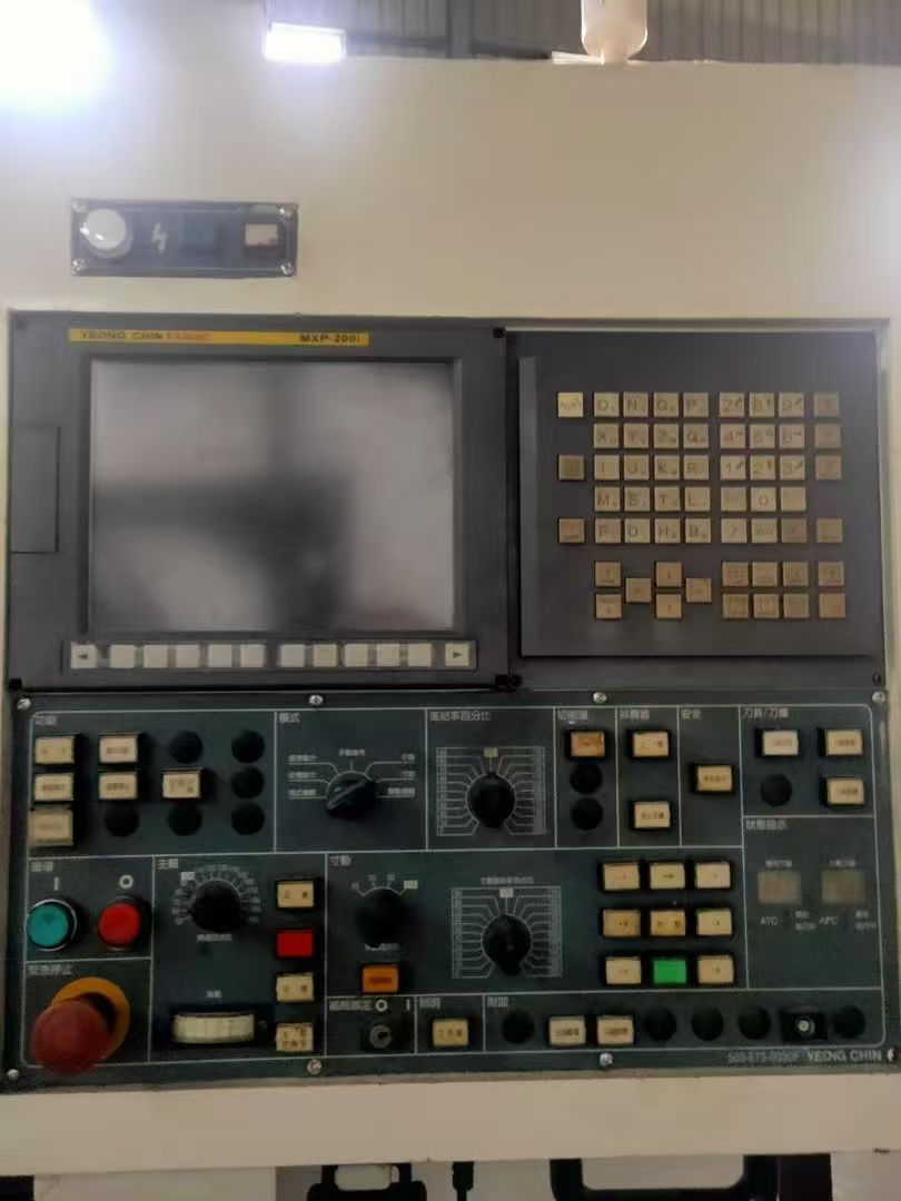 特价台湾永进102三线轨，直联主轴12000转，带刀库精度好