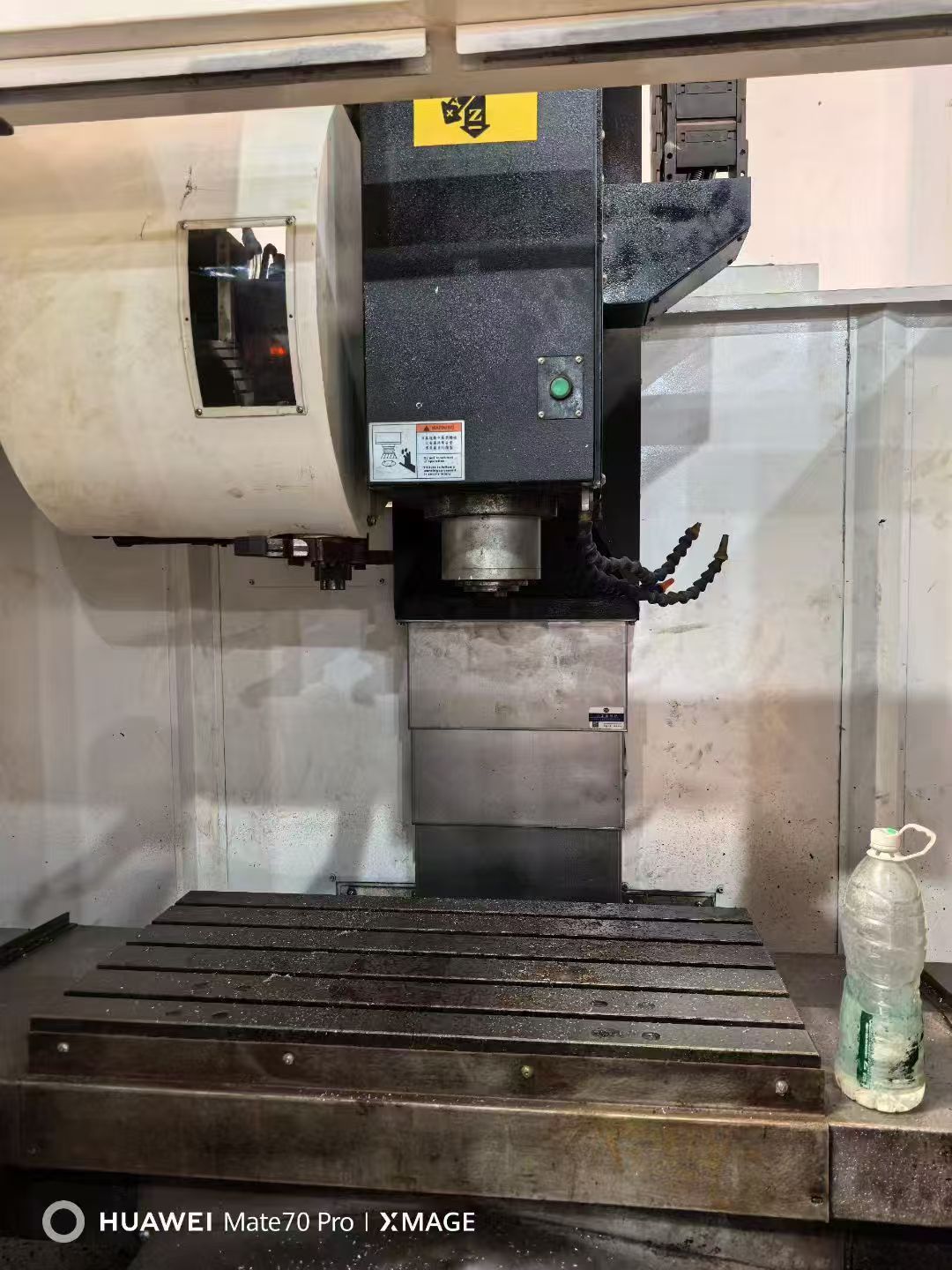 上新同款两台巨高850加工中心，两线一硬