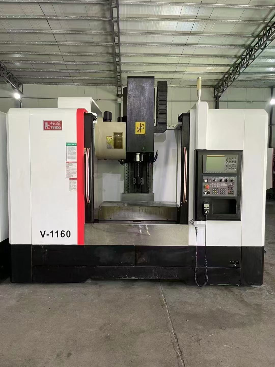 惊爆价乔鸿650精雕机,新代21ma系统,ER32强力主轴7.5千瓦2