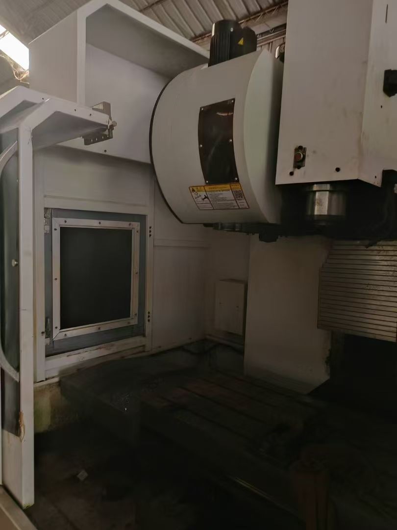 刚刚入库24年855加工中心，三轴行程800/550/550