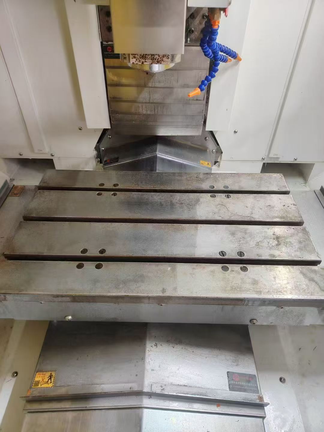 准新超合T6钻攻机，三菱M80系统，21把伺服刀库，主轴20000转