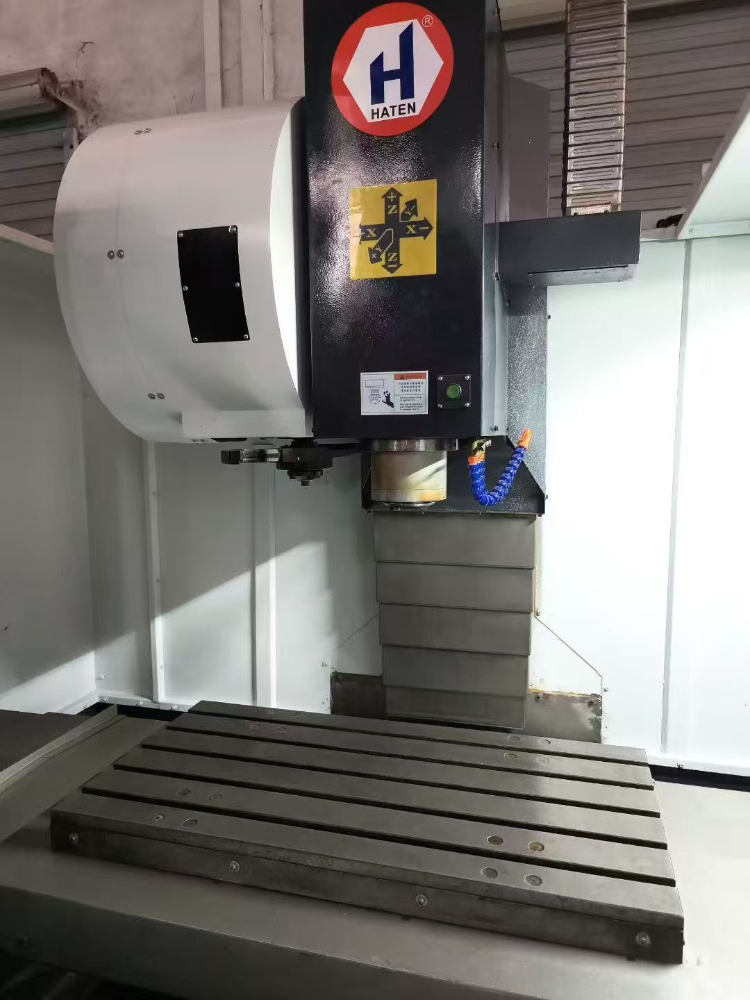 上新双胞胎华群855两线一硬加工中心，三菱M70A系统