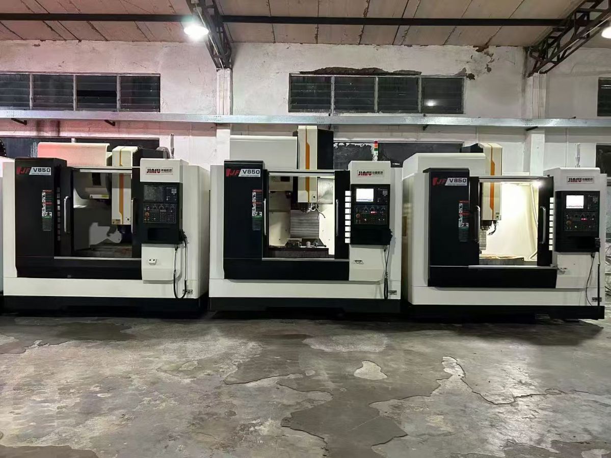 上新双胞胎华群855两线一硬加工中心，三菱M70A系统