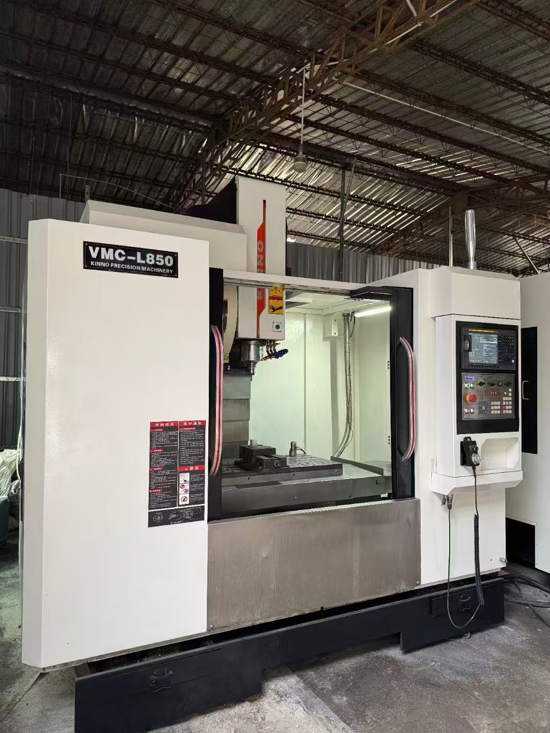 惊爆价新到一台用油加工润星HS-850HD，重型床身，Z轴加高