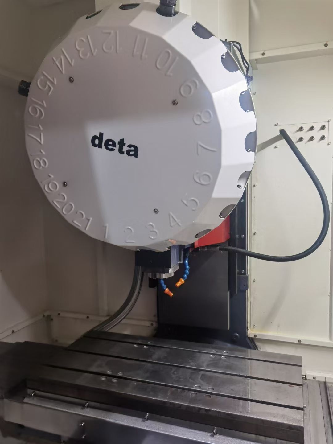 乔锋T-7钻攻2台，发那科plus系统