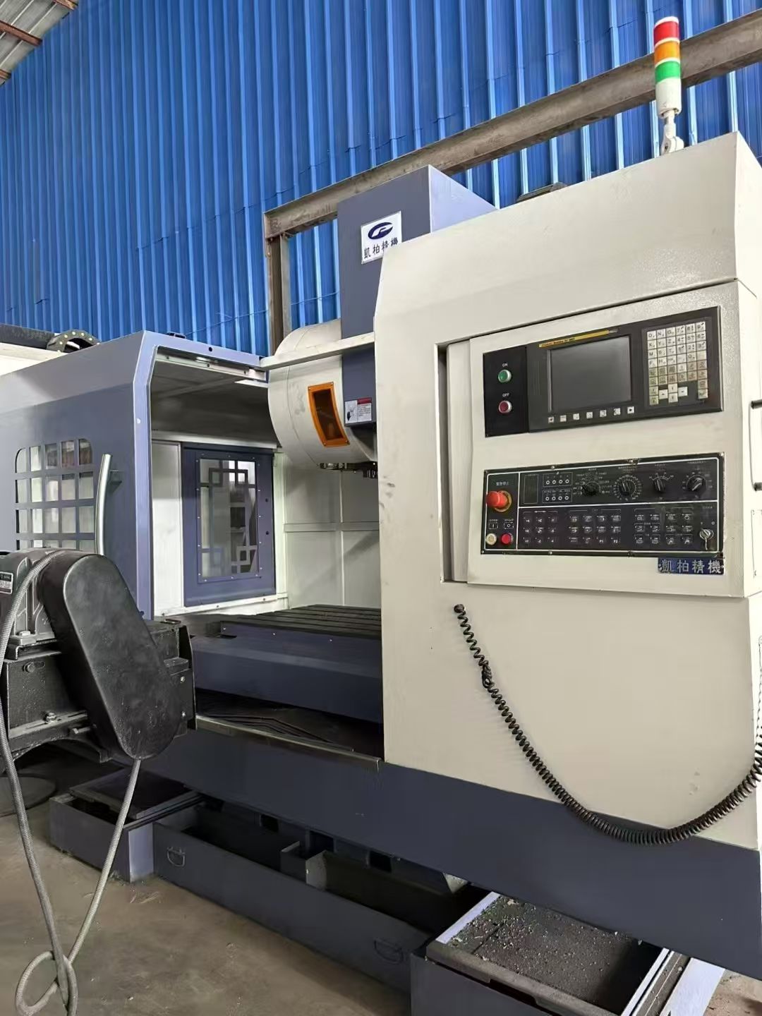 性价比超高，台振 T-V640钻攻机、发那科Plus 系统