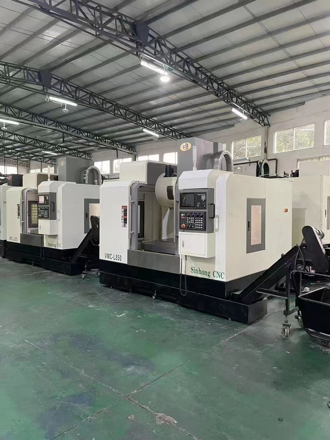 同款3台 盛鸿850，两线一硬，三菱M80，1万转，带油冷，龙头排屑机