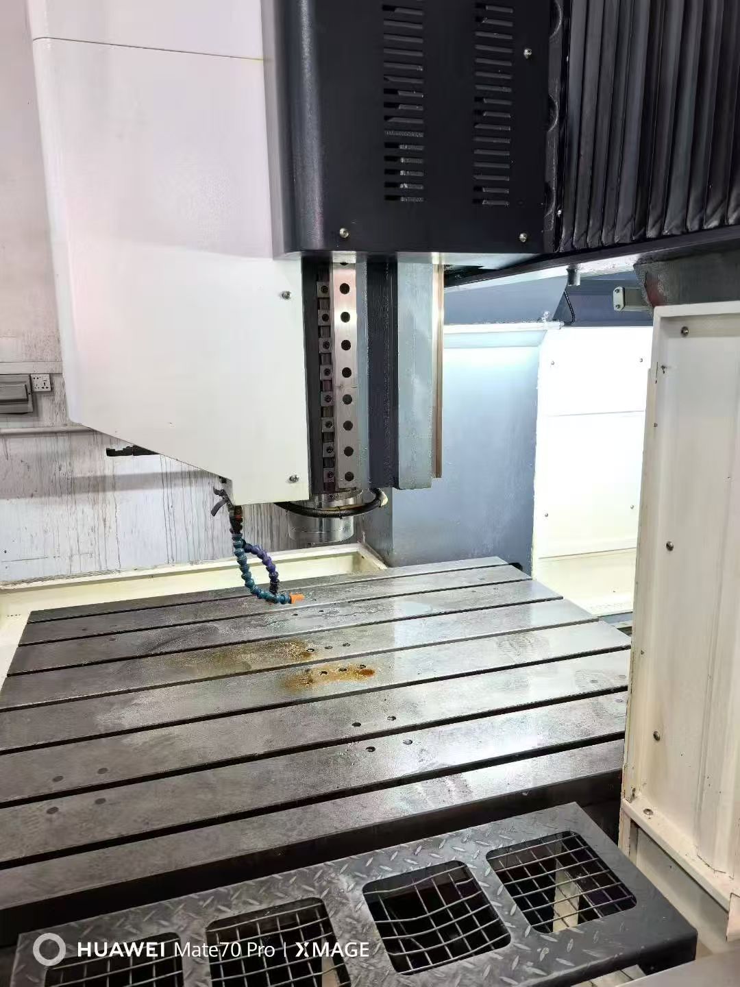 刚刚到仓库一台恒裕1614准新龙门，西门子828D系统