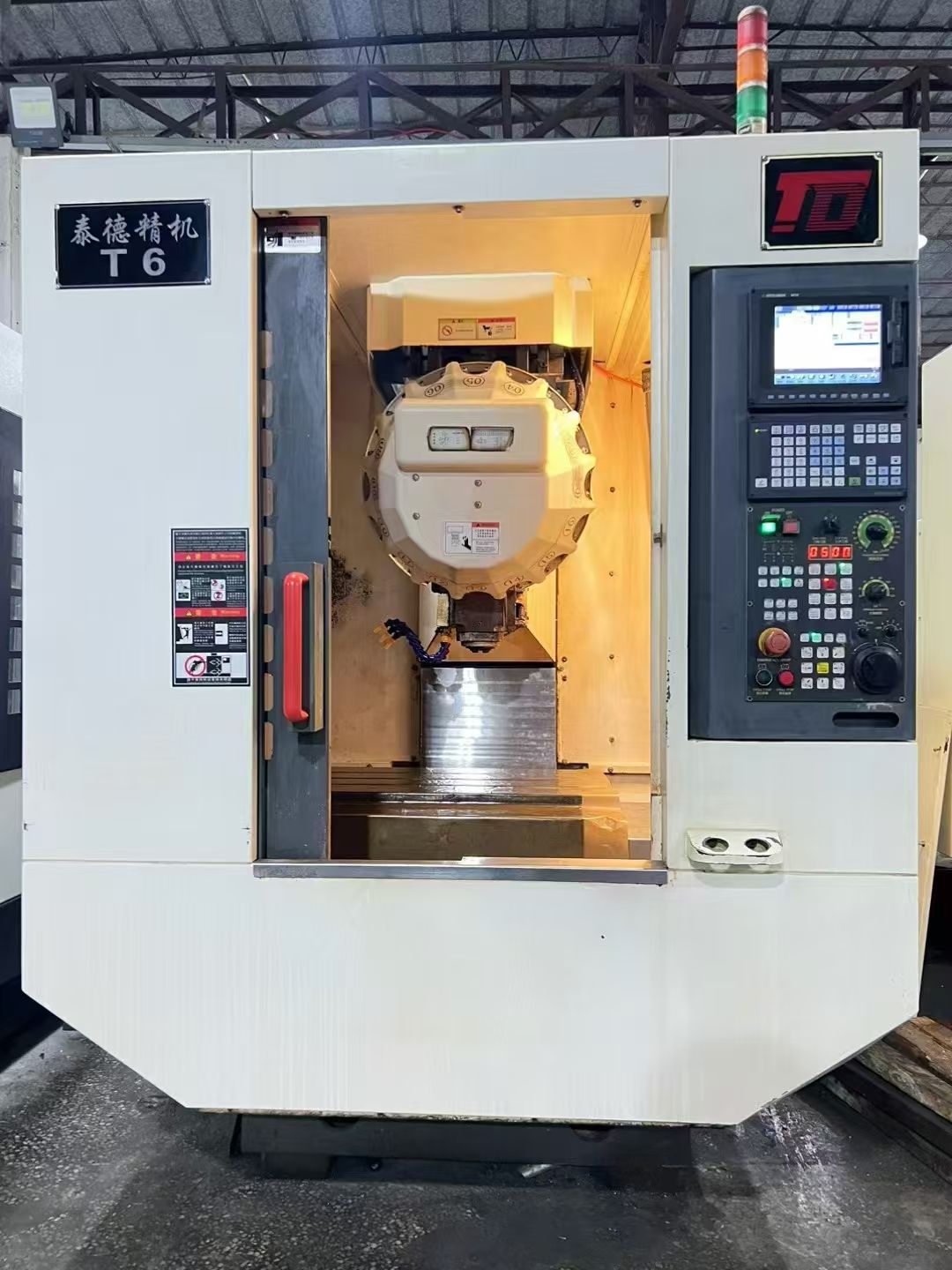 刚定下6台同款、铭斯特T 6钻攻、三菱M70系统