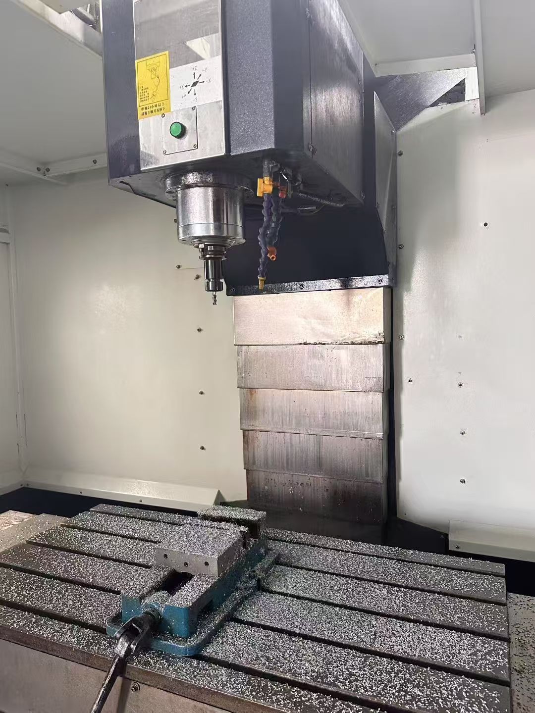 华集T1160三硬轨模具机，三菱M80a带模具包系统