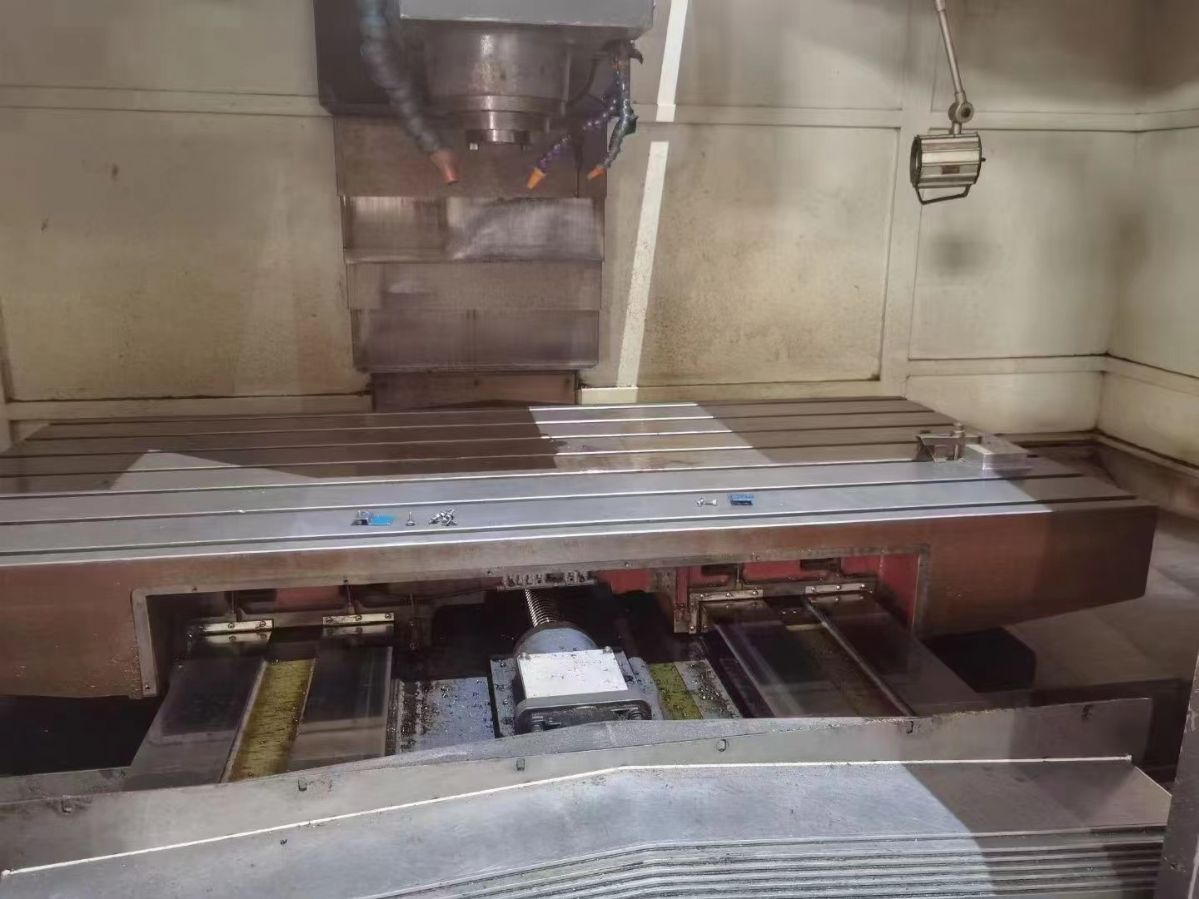 转让台湾立扬2210加工中心，三硬轨，价格美丽