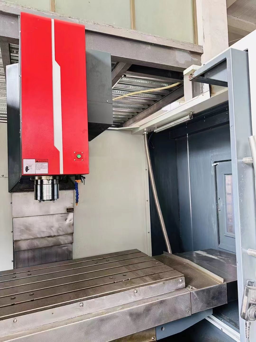 欧郎德1270L加工中心，三菱M80系统，BT50主轴，两线一硬，y轴