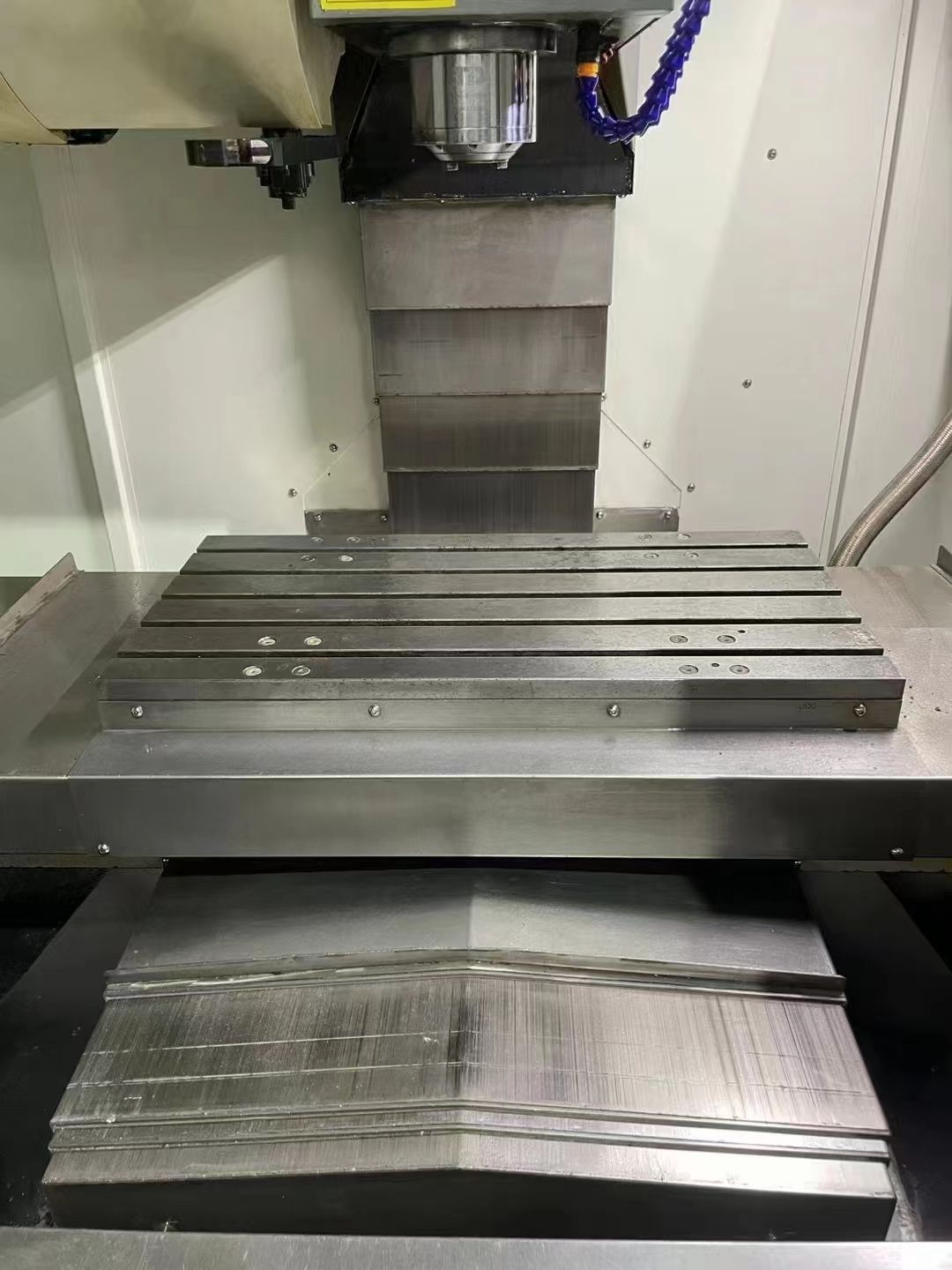 同款3台 盛鸿850，两线一硬，三菱M80，1万转，带油冷，龙头排屑机