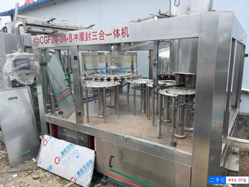 低价出售二手灌装机 果汁饮料 矿泉水全自动灌装机