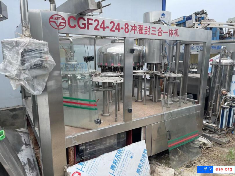 低价出售二手灌装机 果汁饮料 矿泉水全自动灌装机