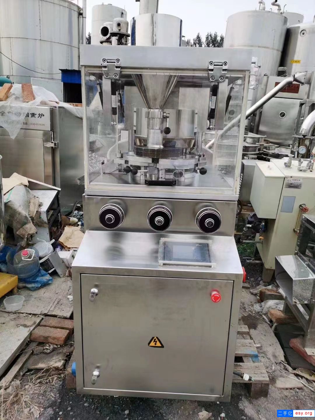 出售二手压片机 饮片 药片 泡腾片 奶片 樟脑丸化工 制药旋转式压片机