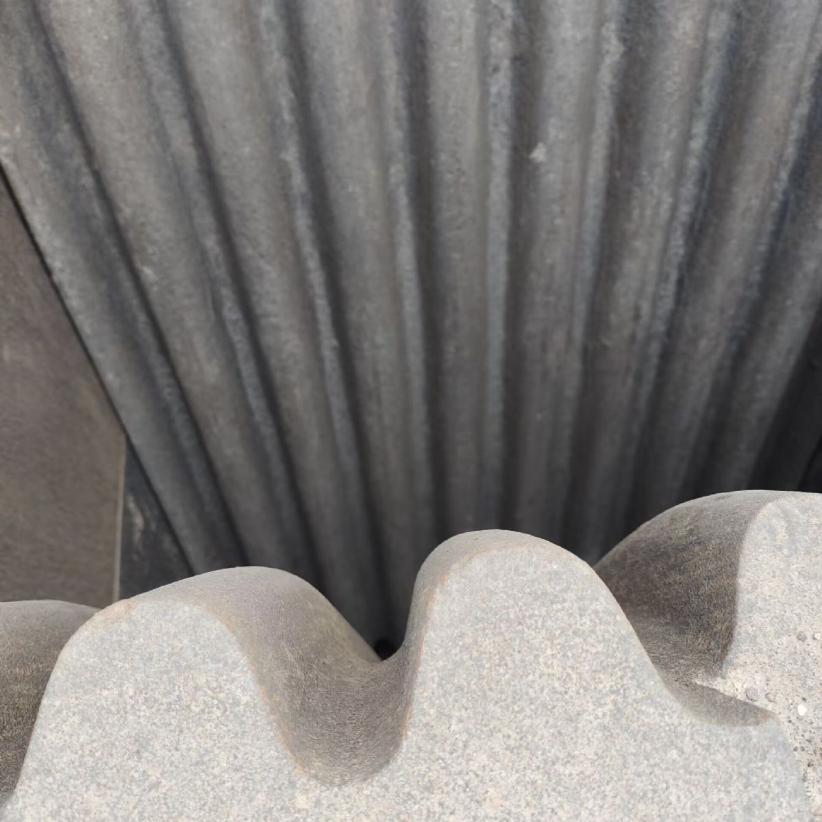 出售二手山宝600x900鄂式破碎机,路桥六九鄂破