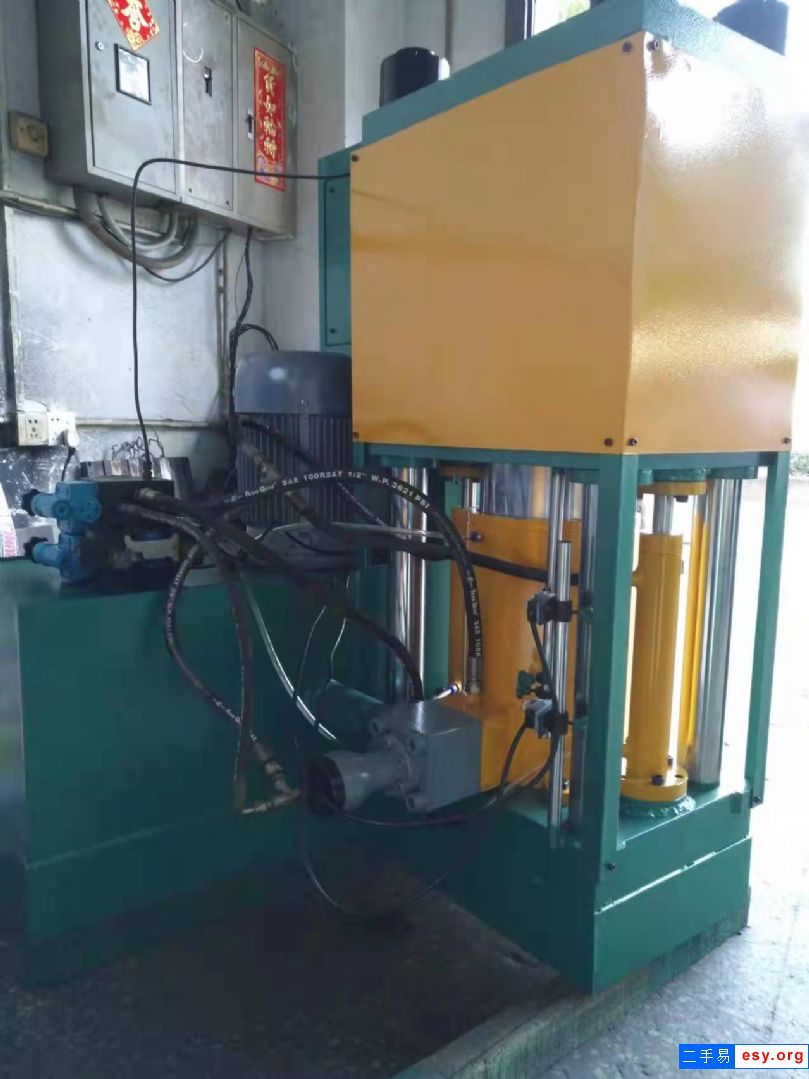 100吨四柱油压机液压机合模机