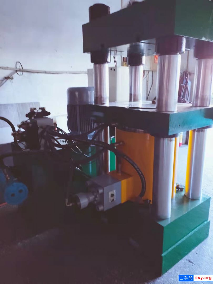 300吨四柱式二手油压机合模机液压机