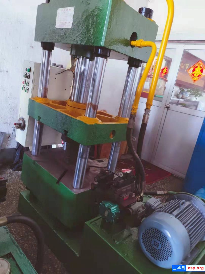 转让80吨四柱油压机液压机