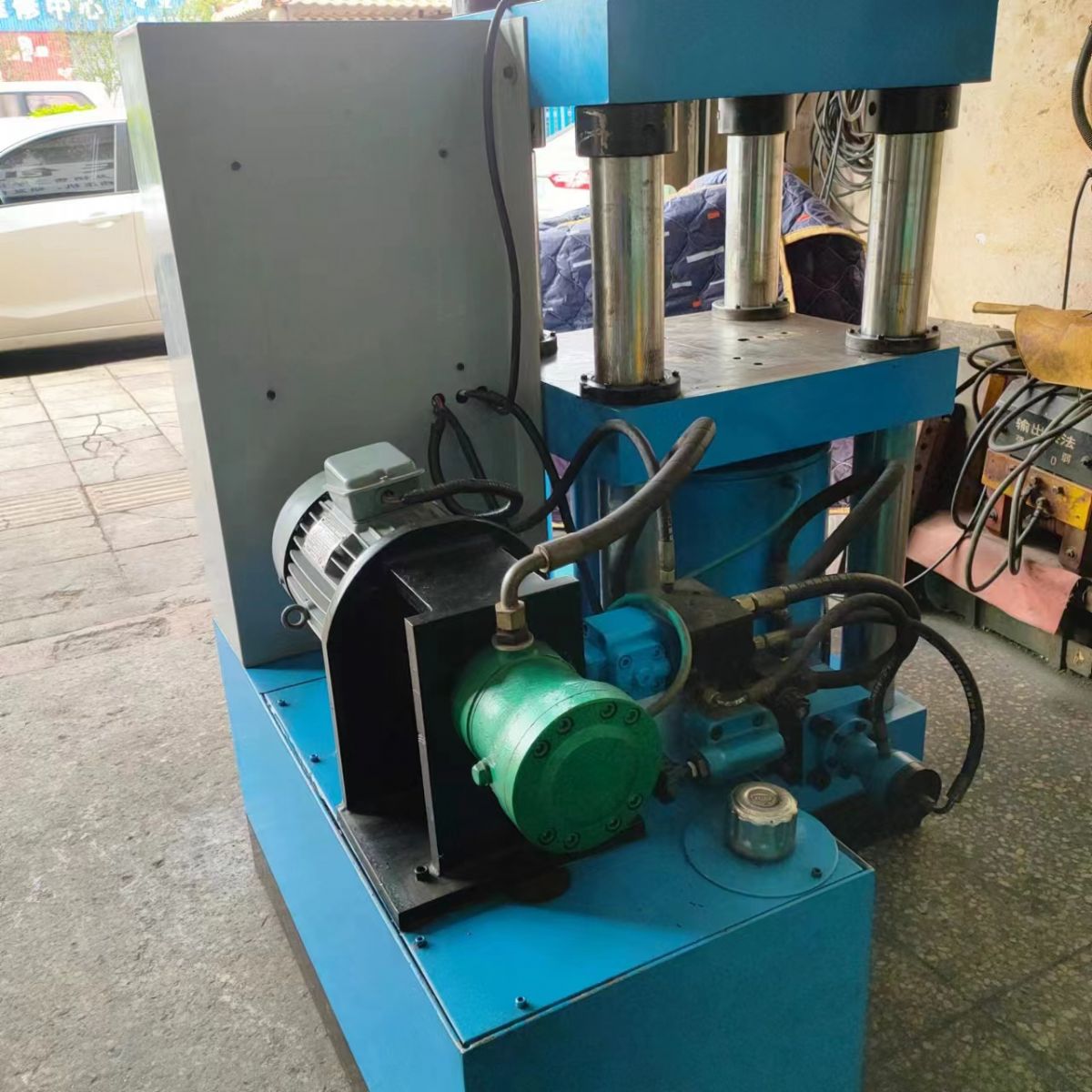 150吨二手液压机四柱油压机出售