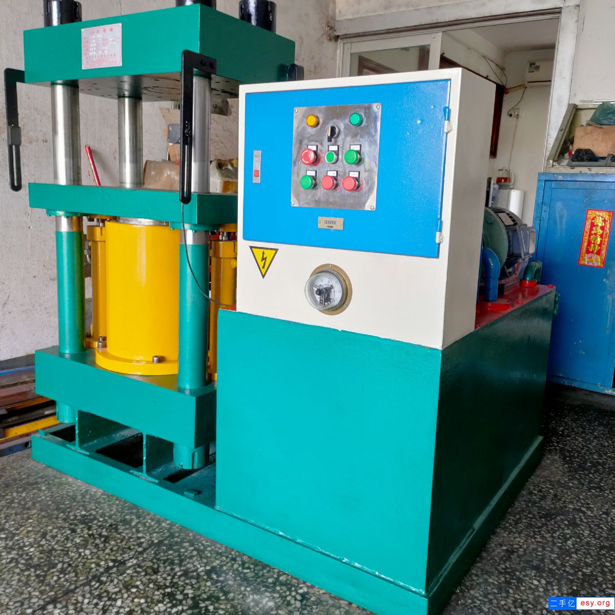 150吨四柱式二手液压机油压机