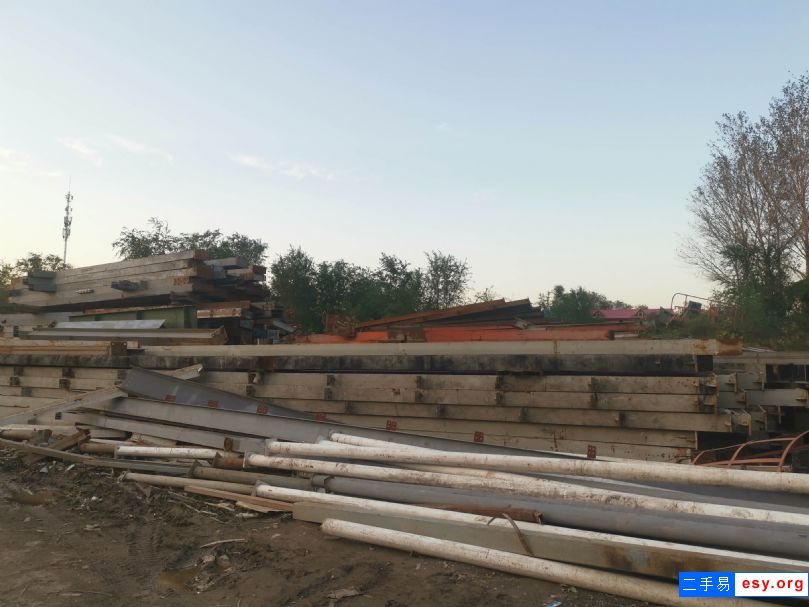 二手钢构现货全网低价出售，*库*行车*，各种型号尺寸长期供应