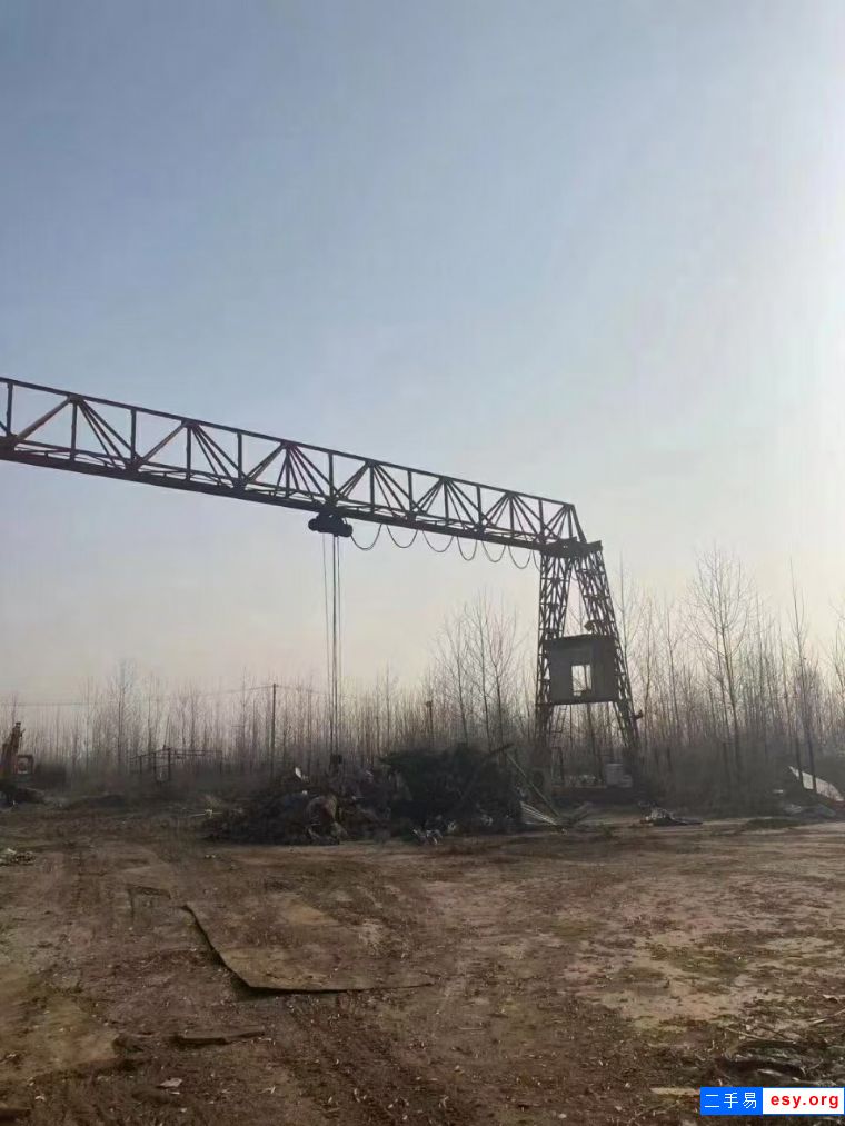 轉(zhuǎn)讓10噸跨度28米龍門吊