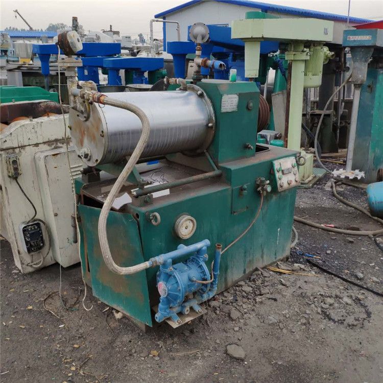 转让九成新二手卧式砂磨机多台