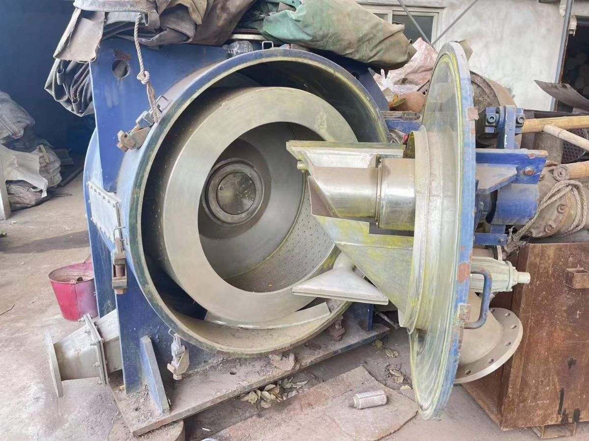 转让二手刮刀离心机 一台1000型华大产卧式刮刀离心机