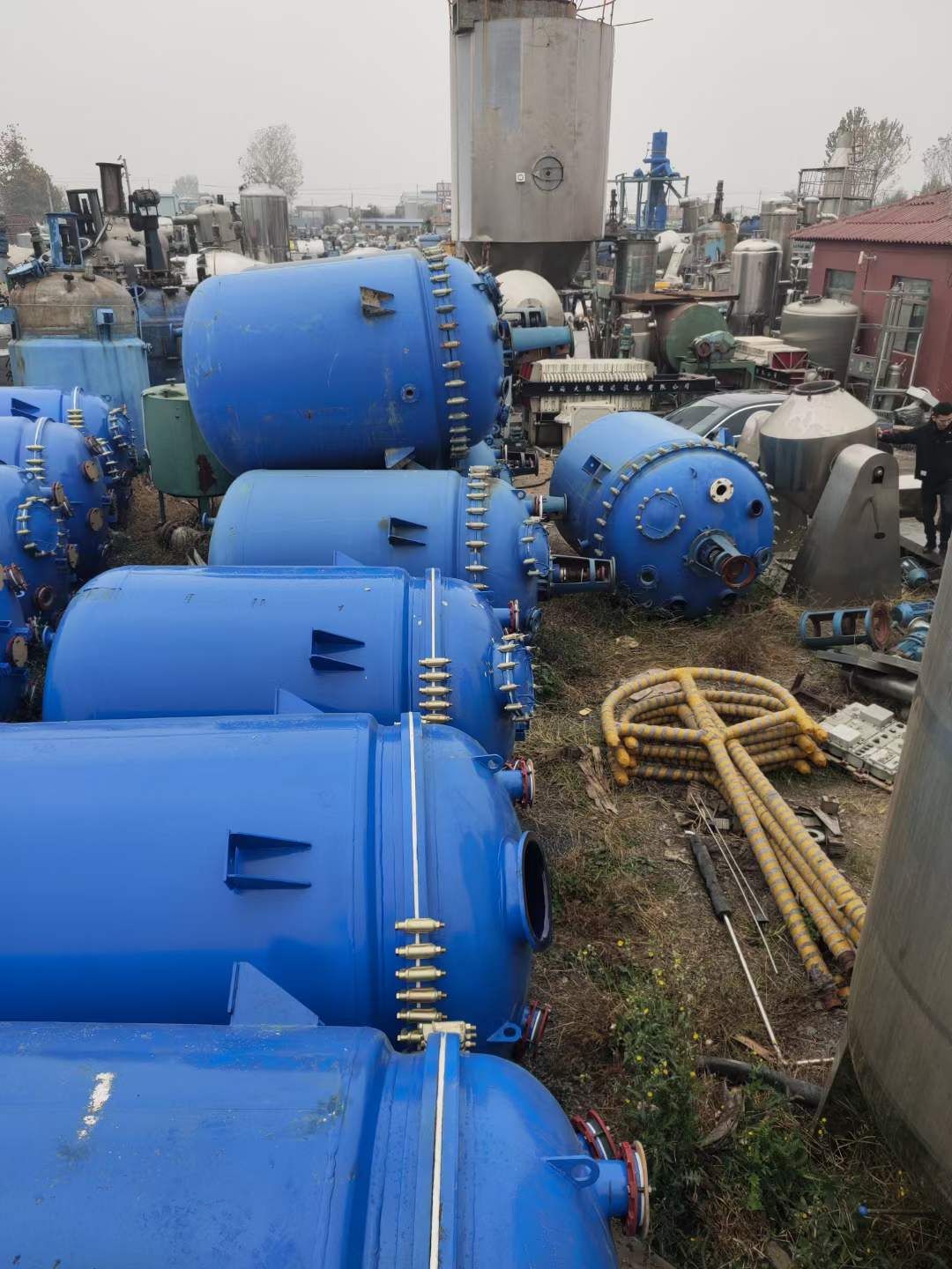 转让二手搪瓷反应罐 16台5000L机械密封框式搅拌搪瓷反应釜
