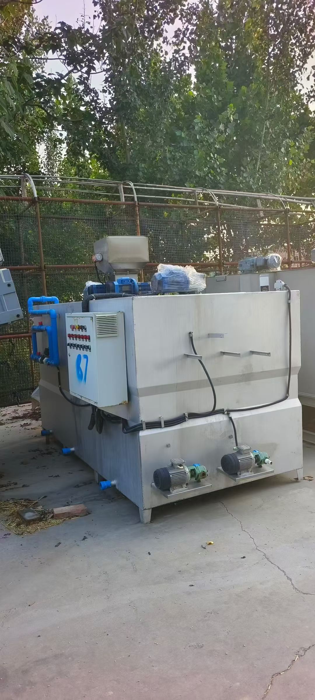 转让二手污泥脱水机 一台404型江苏康泰产叠螺式污泥脱水机