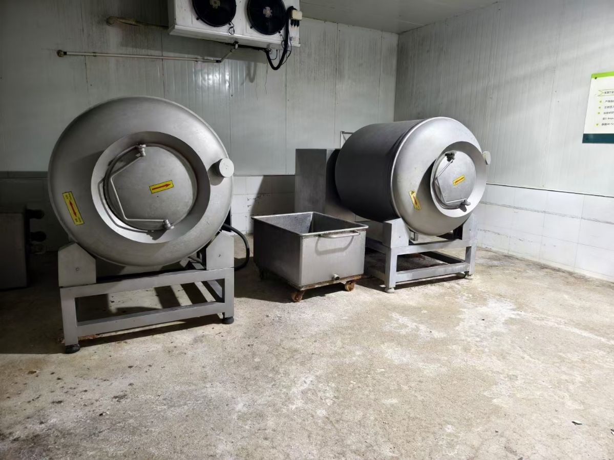 转让二手真空滚揉机 两台容积1600升晓进产真空变频滚揉机