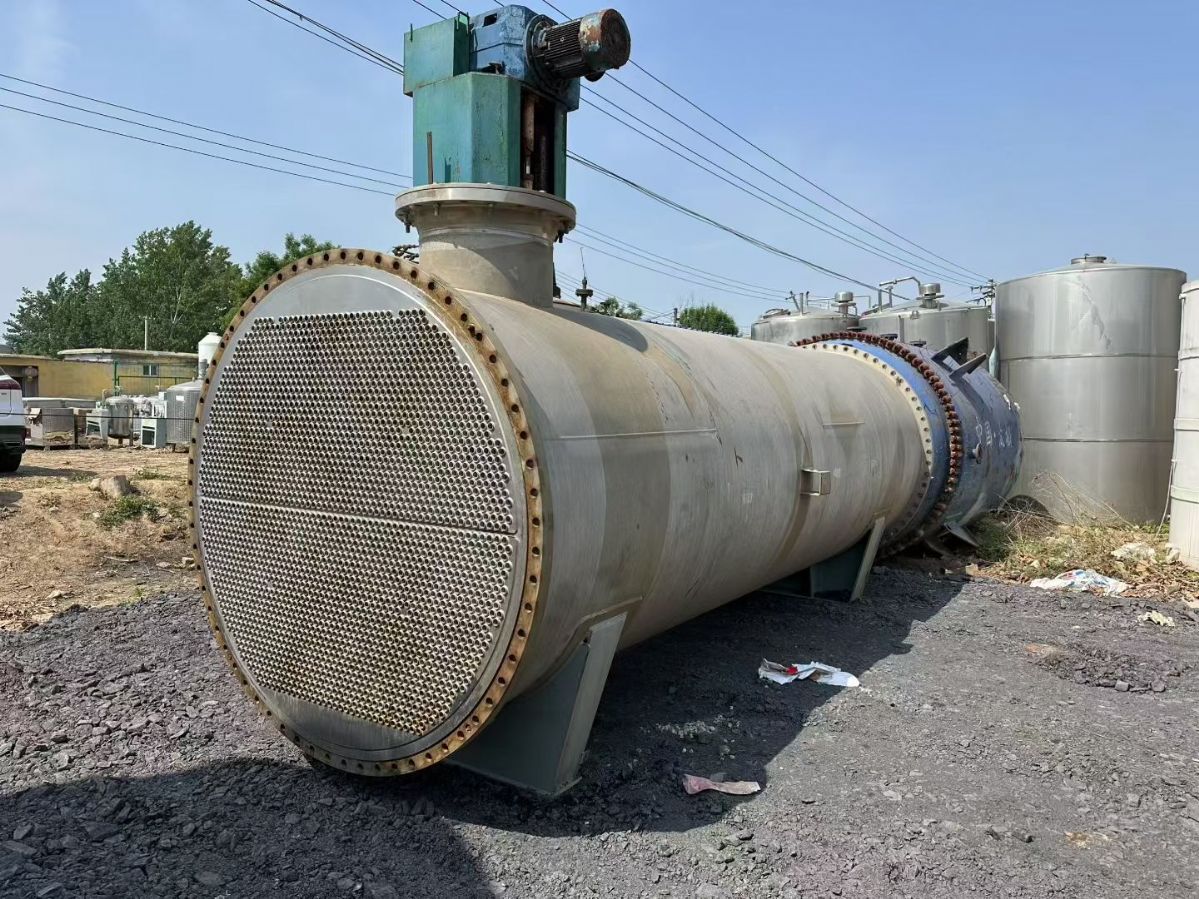 转让二手列管冷凝器 一台面积1056平方304材质大平方列管冷凝器