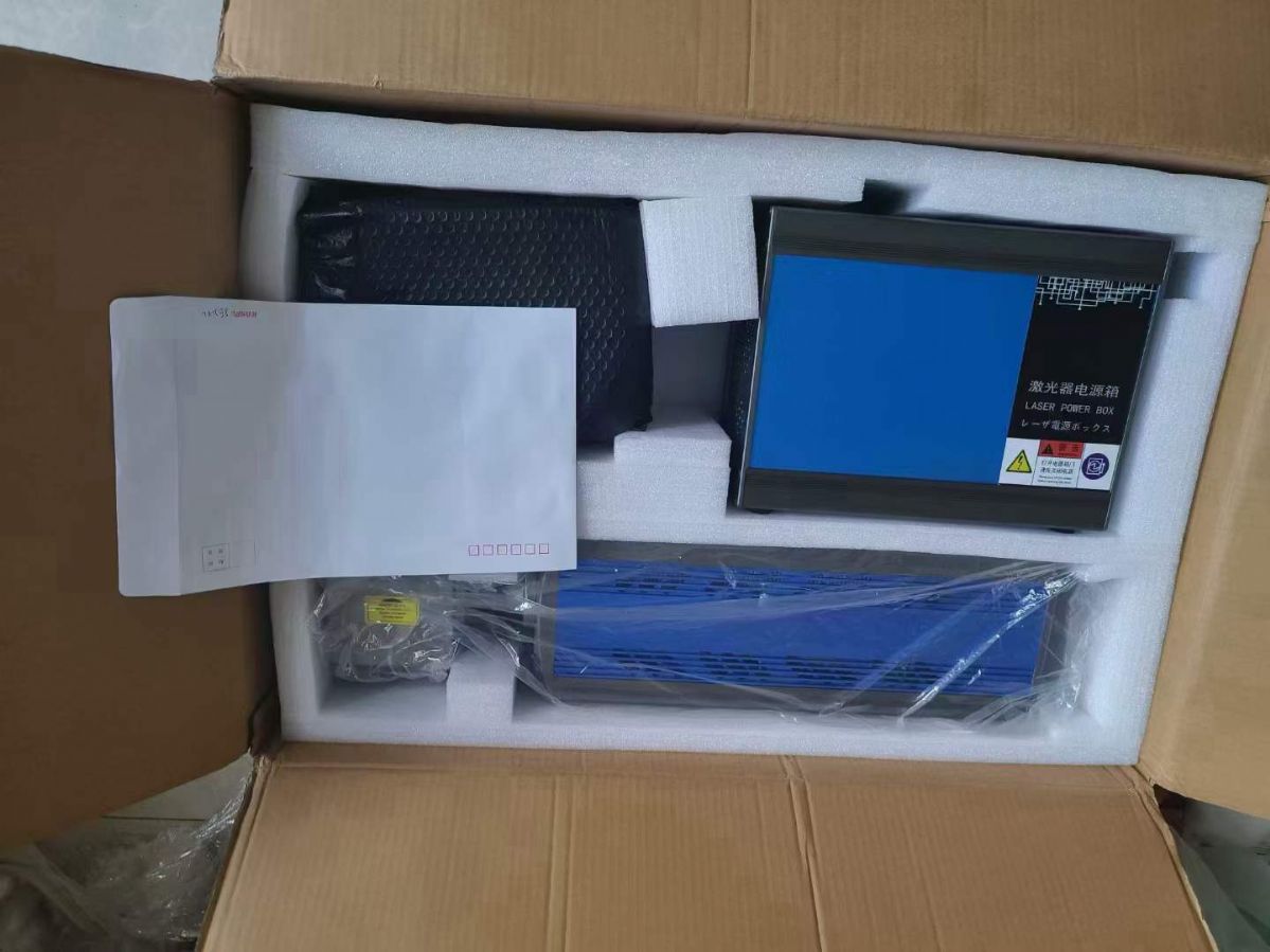 转让二手立式喷码机 一台30瓦立式激光喷码机